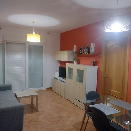 Relaxing Beach Apartment In Fuengirola Parking エクステリア 写真